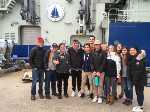 Students Compare Research Notes with WHOI Scientists