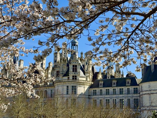 9th Grade Arrives in France and Explores the Grandeur of Chambord Castle