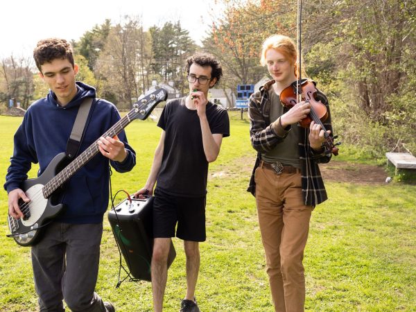 Beyond the Classroom: How Waring School Makes Room for Curiosity